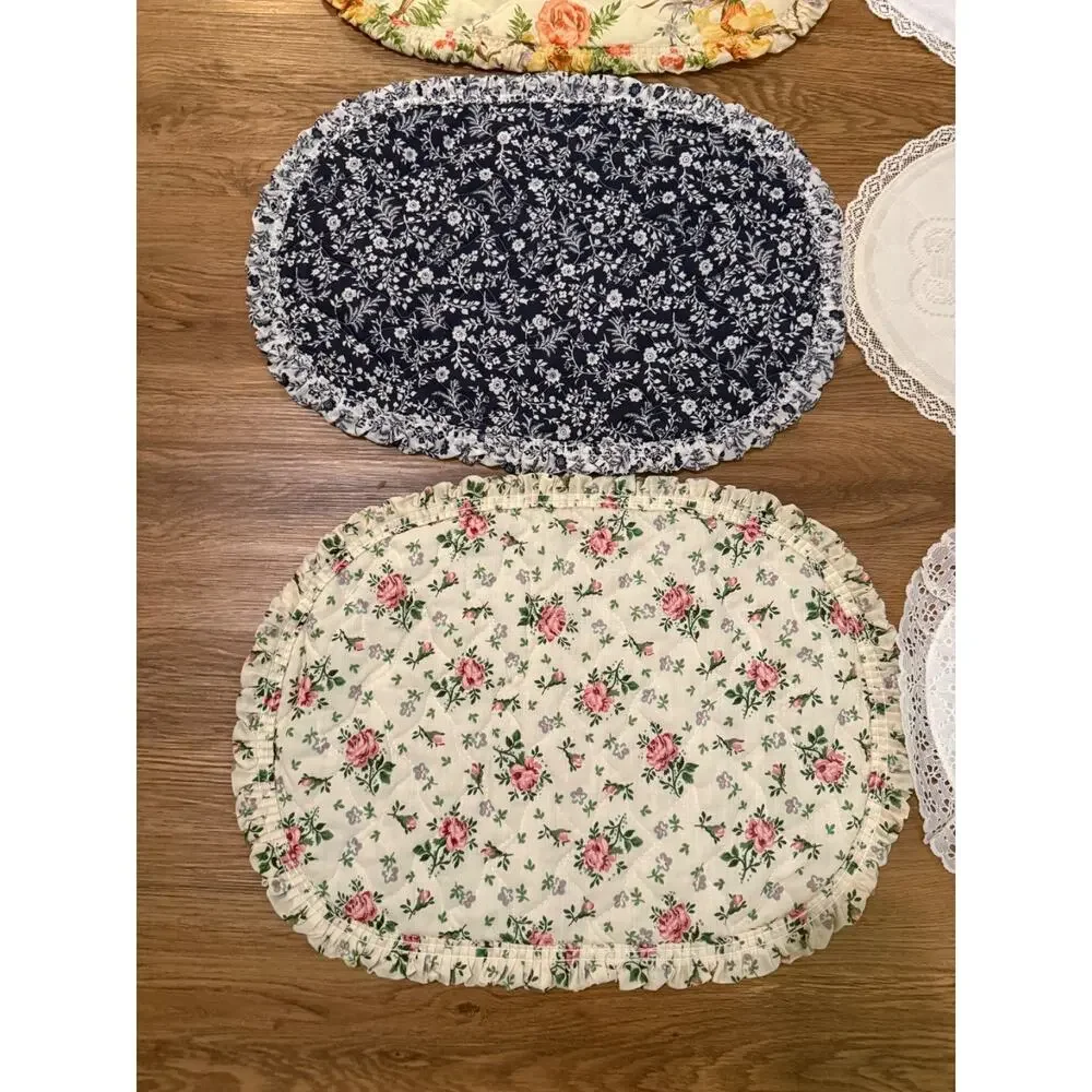 Lot of 8 Vintage Quilted Oval Table Placemats Doilies Lace Floral Cottage
